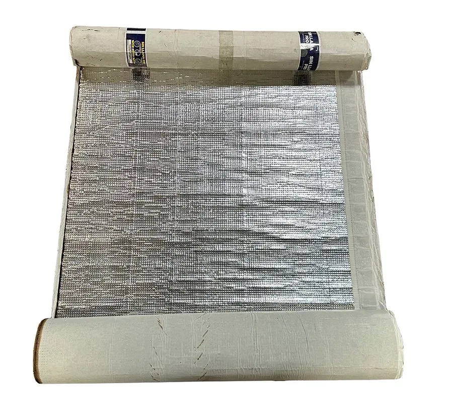 Manto sin llama de fiberglass Rollo de manto sin llama de fiberglass con acabado en foil de aluminio gofrado