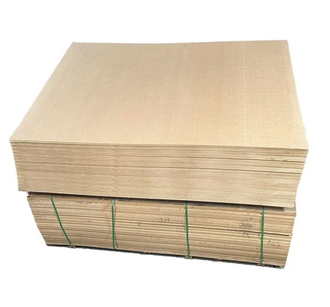 Tablero MDF 9 mm Tableros MDF de 9 mm apilados y zunchados listos para despacho en Bello
