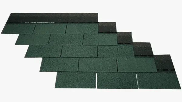 Instalación de teja shingle sobre tablero OSB y tela asfáltica en un techo en Medellín